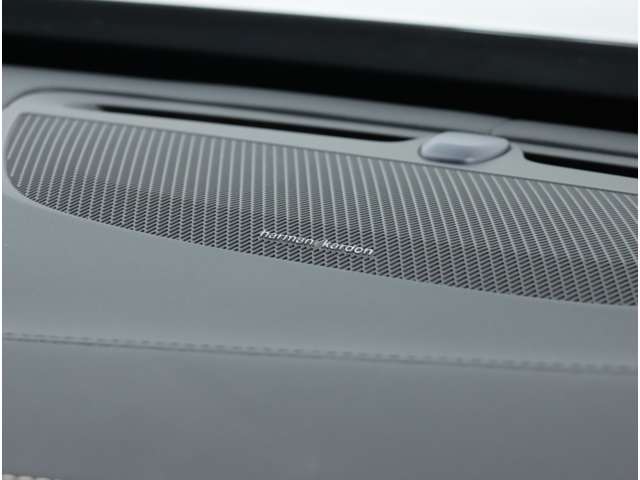 ボルボ ＸＣ９０ リチャージ プラグインハイブリッド Ｔ８ ＡＷＤ インスクリプション ４ＷＤ R3年 (関東) 99