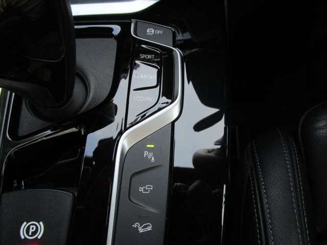 ＢＭＷ Ｘ３ Ｘドライブ２０Ｄ Ｍスポーツ ディーゼルターボ ４ＷＤ R2年 (近畿) 99