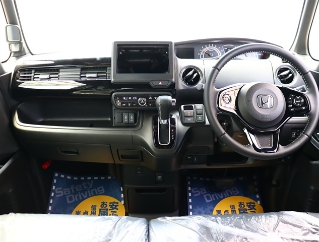 ホンダ Ｎ　ＢＯＸ カスタム ６６０ Ｌ ターボ R5年 (関東) 99