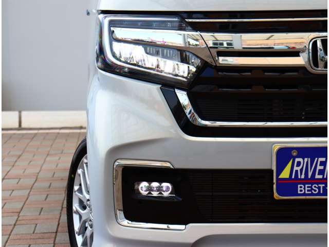 ホンダ Ｎ　ＢＯＸ カスタム ６６０ Ｌ ターボ R5年 (関東) 99