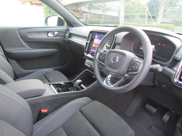 ボルボ ＸＣ４０リチャージ アルティメット ツインモーター ４ＷＤ R4年 (関東) 99