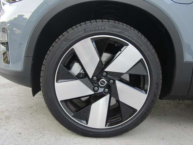 ボルボ ＸＣ４０リチャージ アルティメット ツインモーター ４ＷＤ R4年 (関東) 99