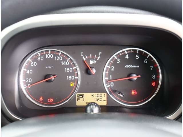 日産 ノート １．５ １５Ｘ H21年 (関東) 99