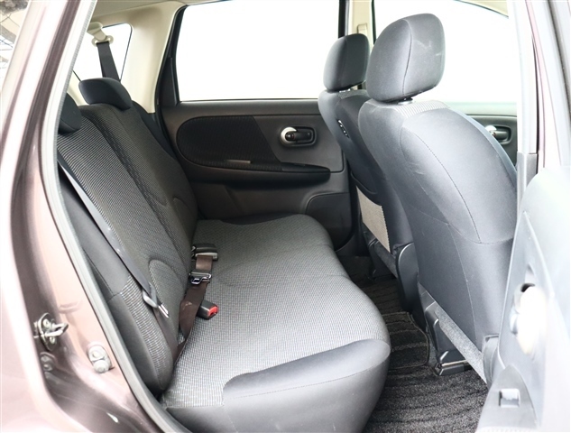 日産 ノート １．５ １５Ｘ H21年 (関東) 99