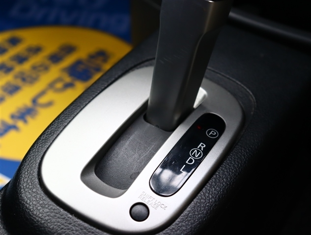 日産 ノート １．５ １５Ｘ H21年 (関東) 99