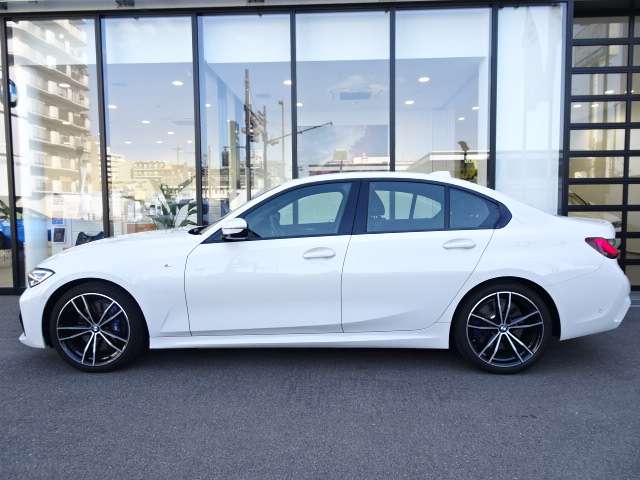 ＢＭＷ ３シリーズ ３２０ｉ　Ｍスポーツ R4年 (近畿) 99