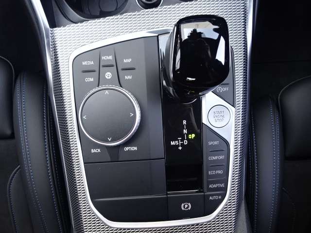 ＢＭＷ ３シリーズ ３２０ｉ　Ｍスポーツ R4年 (近畿) 99