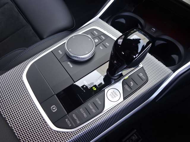 ＢＭＷ ３シリーズ ３２０ｉ　Ｍスポーツ R4年 (近畿) 99