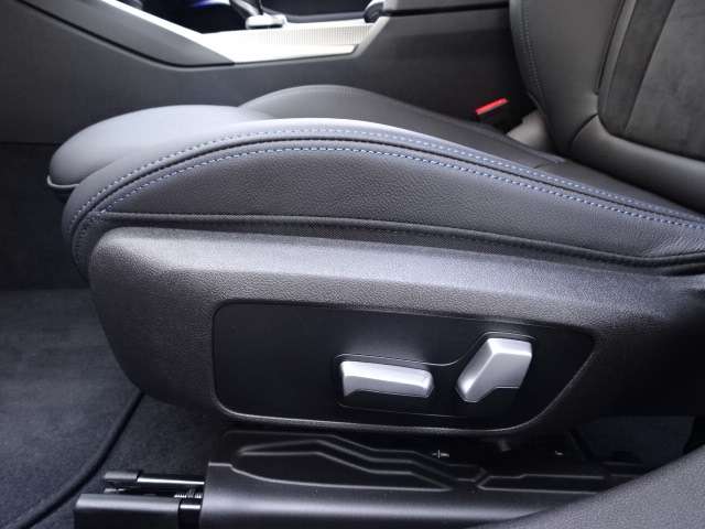 ＢＭＷ ３シリーズ ３２０ｉ　Ｍスポーツ R4年 (近畿) 99