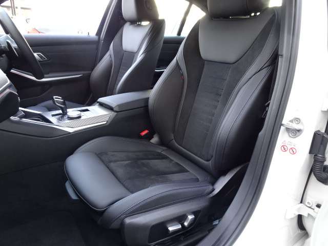 ＢＭＷ ３シリーズ ３２０ｉ　Ｍスポーツ R4年 (近畿) 99