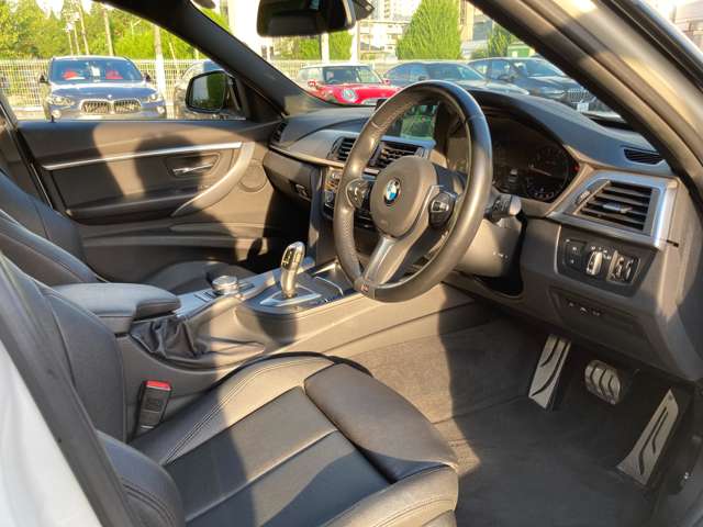 ＢＭＷ ３シリーズ ３１８ｉ　Ｍスポーツ　エディション　シャドー R1年 (近畿) 99