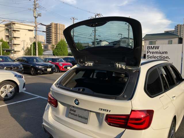 ＢＭＷ ３シリーズ ３１８ｉ　Ｍスポーツ　エディション　シャドー R1年 (近畿) 99