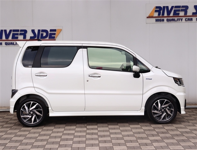 スズキ ワゴンＲ ６６０ カスタムＺ ハイブリッド ＺＴ R4年 (関東) 99