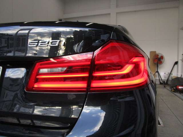 ＢＭＷ ５シリーズ ５２３ｉ　Ｍスポーツ H30年 (近畿) 99