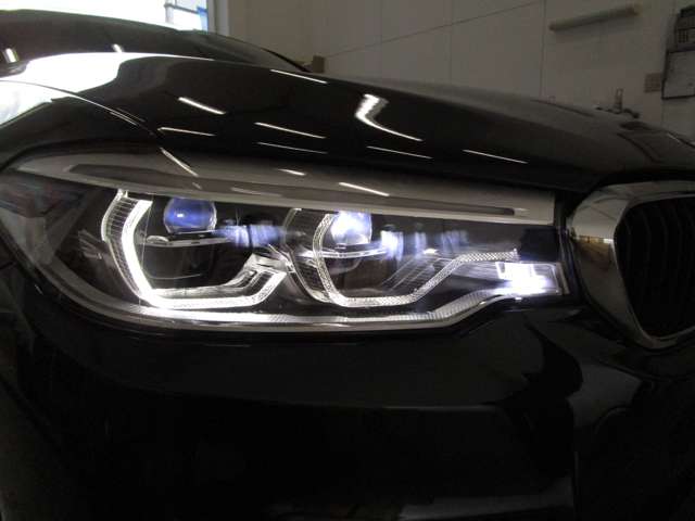 ＢＭＷ ５シリーズ ５２３ｉ　Ｍスポーツ H30年 (近畿) 99