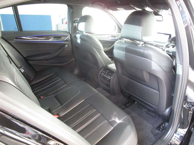 ＢＭＷ ５シリーズ ５２３ｉ　Ｍスポーツ H30年 (近畿) 99