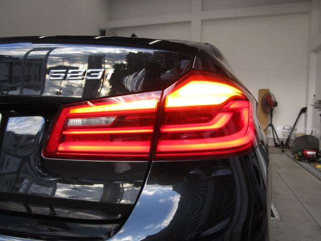 ＢＭＷ ５シリーズ ５２３ｉ　Ｍスポーツ H30年 (近畿) 99