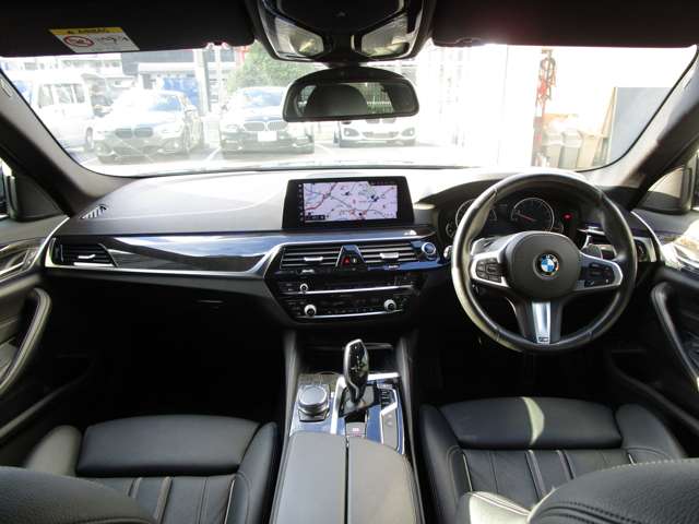 ＢＭＷ ５シリーズ ５２３ｉ　Ｍスポーツ H30年 (近畿) 99