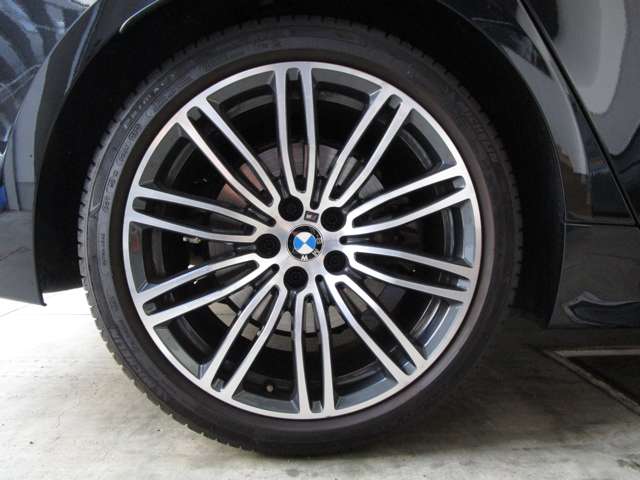 ＢＭＷ ５シリーズ ５２３ｉ　Ｍスポーツ H30年 (近畿) 99