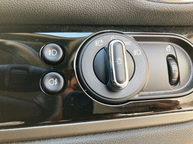 ミニ ミニクロスオーバー クーパー Ｄ H30年 (近畿) 99