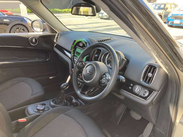 ミニ ミニクロスオーバー クーパー Ｄ H30年 (近畿) 99