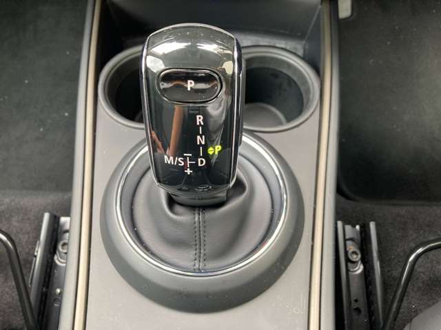 ミニ ミニクロスオーバー クーパー Ｄ R4年 (近畿) 99