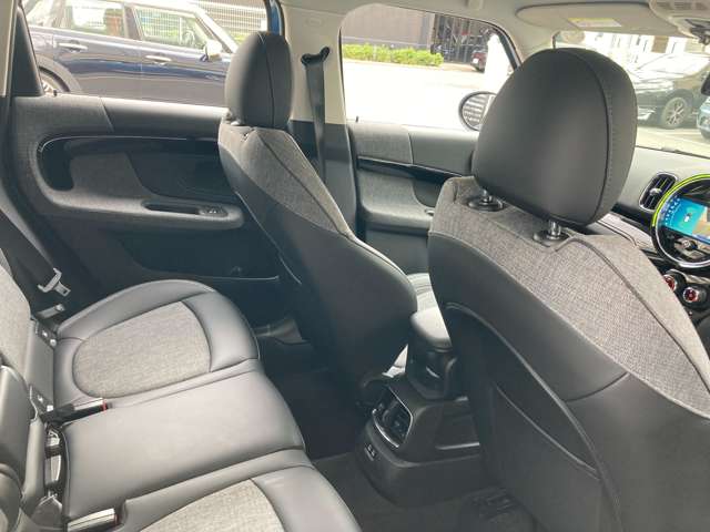 ミニ ミニクロスオーバー クーパー Ｄ R4年 (近畿) 99