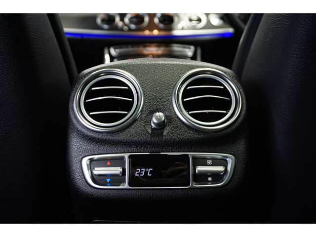 メルセデスＡＭＧ Ｅクラス Ｅ４３ ４マチック ４ＷＤ H29年 (北海道) 99