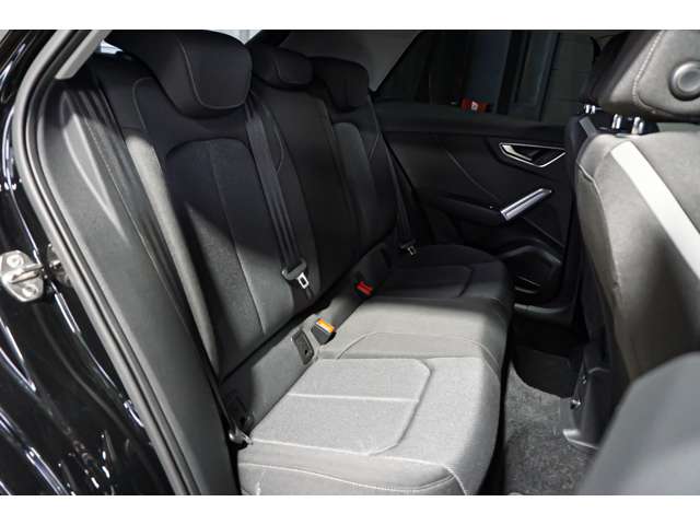 アウディ Ｑ２ ３５ ＴＤＩ スポーツ ディーゼルターボ R3年 (北海道) 99