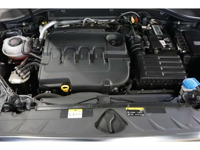 アウディ Ｑ２ ３５ ＴＤＩ スポーツ ディーゼルターボ R3年 (北海道) 99