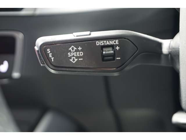 アウディ Ｑ２ ３５ ＴＤＩ スポーツ ディーゼルターボ R3年 (北海道) 99