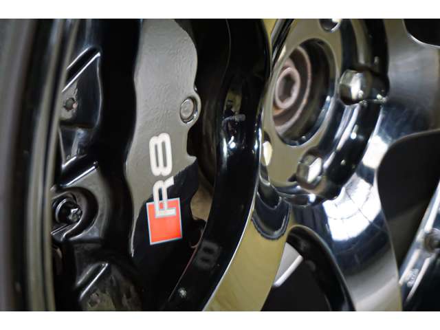 アウディ Ｒ８ ４．２ ＦＳＩ クワトロ ４ＷＤ H25年 (北海道) 99