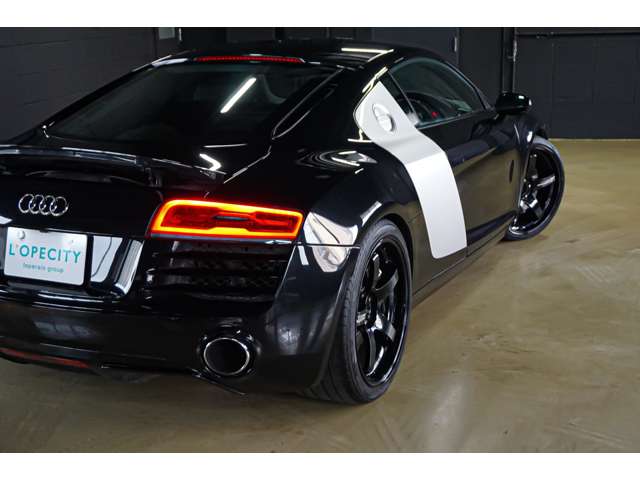 アウディ Ｒ８ ４．２ ＦＳＩ クワトロ ４ＷＤ H25年 (北海道) 99