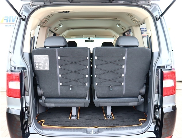 三菱 デリカ　Ｄ：５ ２．２ アクティブギア ディーゼルターボ ４ＷＤ H30年 (関東) 99