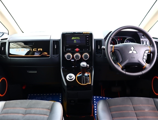 三菱 デリカ　Ｄ：５ ２．２ アクティブギア ディーゼルターボ ４ＷＤ H30年 (関東) 99