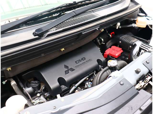 三菱 デリカ　Ｄ：５ ２．２ アクティブギア ディーゼルターボ ４ＷＤ H30年 (関東) 99