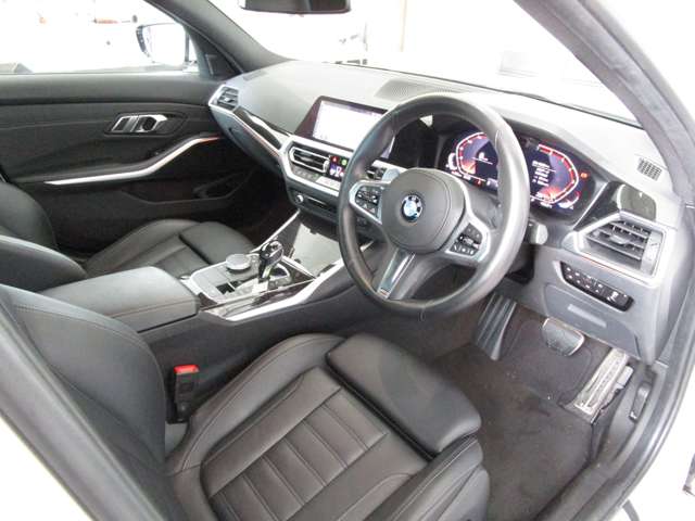 ＢＭＷ ３シリーズ ３２０ｉ　Ｍスポーツ R1年 (近畿) 99