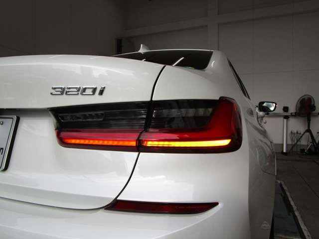 ＢＭＷ ３シリーズ ３２０ｉ　Ｍスポーツ R1年 (近畿) 99