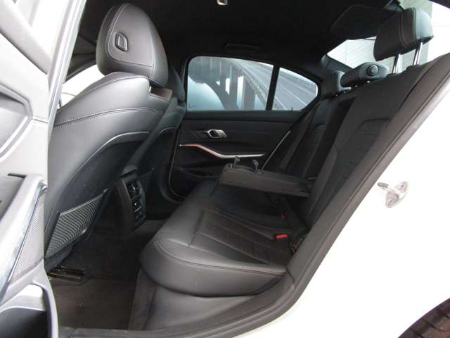 ＢＭＷ ３シリーズ ３２０ｉ　Ｍスポーツ R1年 (近畿) 99