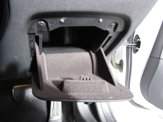 ＢＭＷ ３シリーズ ３２０ｉ　Ｍスポーツ R1年 (近畿) 99