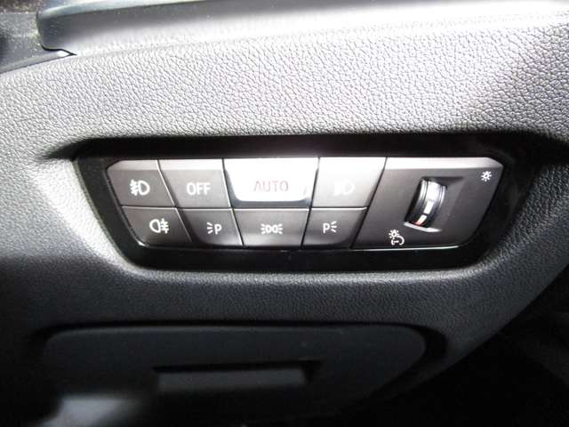 ＢＭＷ ３シリーズ ３２０ｉ　Ｍスポーツ R1年 (近畿) 99