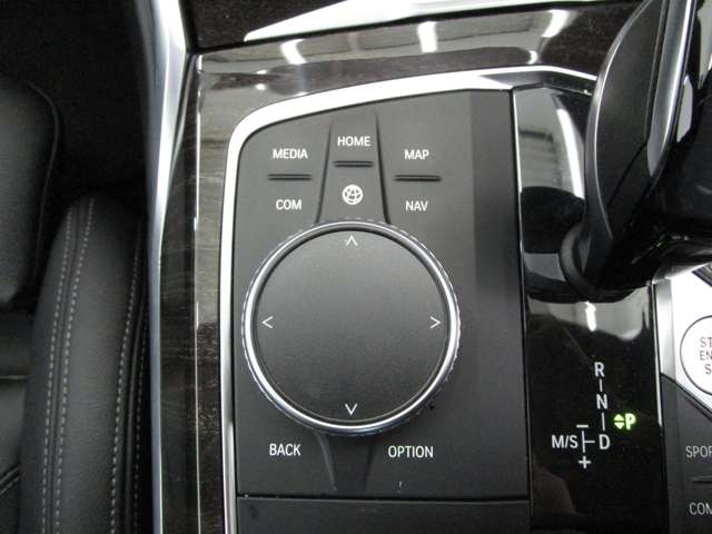 ＢＭＷ ３シリーズ ３２０ｉ　Ｍスポーツ R1年 (近畿) 99