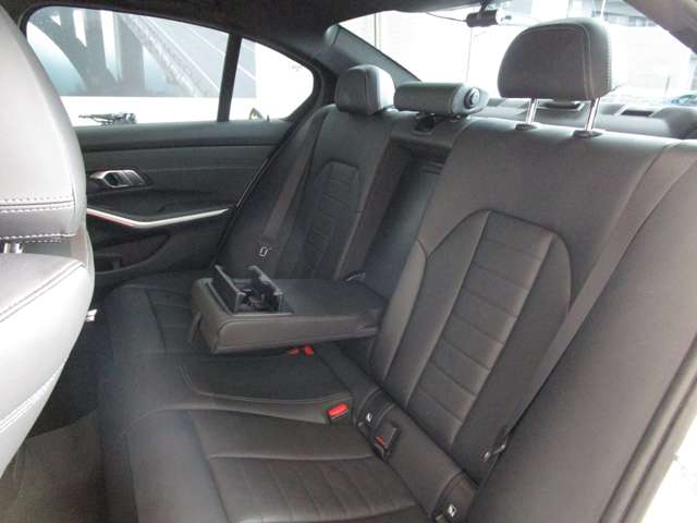 ＢＭＷ ３シリーズ ３２０ｉ　Ｍスポーツ R1年 (近畿) 99