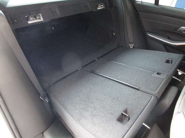 ＢＭＷ ３シリーズ ３２０ｉ　Ｍスポーツ R1年 (近畿) 99