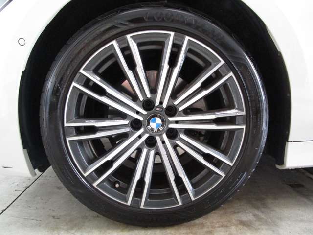 ＢＭＷ ３シリーズ ３２０ｉ　Ｍスポーツ R1年 (近畿) 99