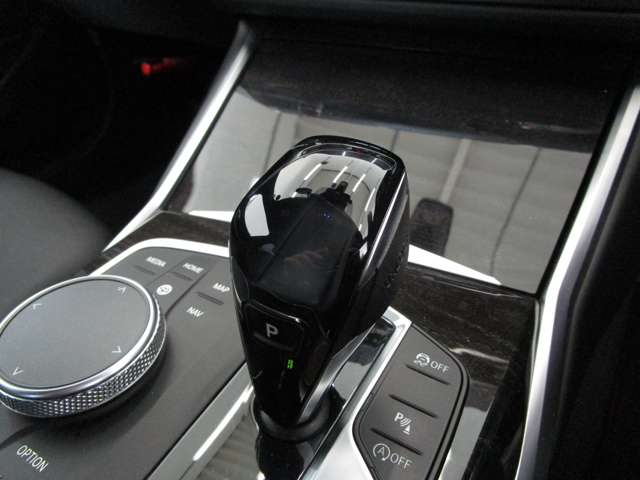 ＢＭＷ ３シリーズ ３２０ｉ　Ｍスポーツ R1年 (近畿) 99