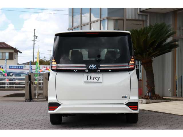 トヨタ ヴォクシー １．８ ハイブリッド Ｓ－Ｚ R5年 (東海) 99