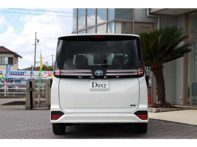 トヨタ ヴォクシー １．８ ハイブリッド Ｓ－Ｚ R5年 (東海) 99