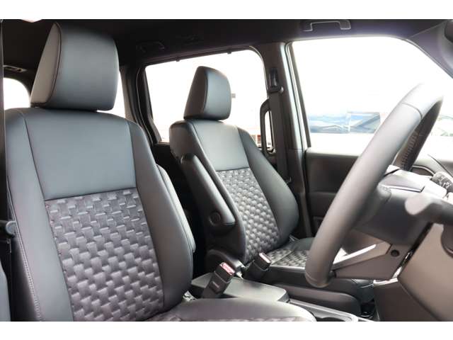 トヨタ ヴォクシー １．８ ハイブリッド Ｓ－Ｚ R5年 (東海) 99