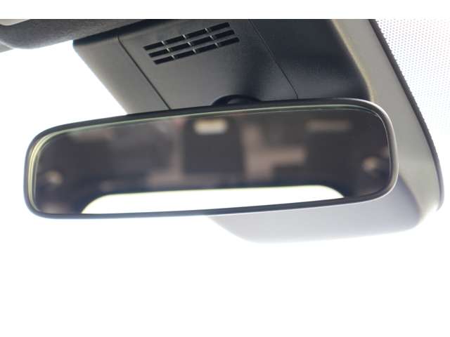 トヨタ ヴォクシー １．８ ハイブリッド Ｓ－Ｚ R5年 (東海) 99